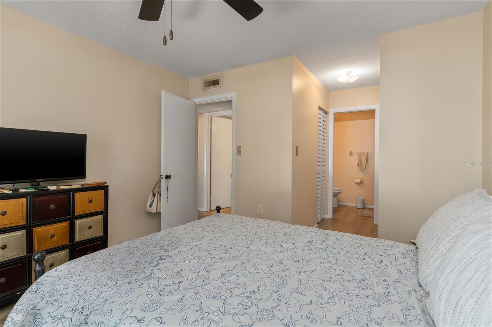 2437 Harbor Blvd #204 Property Photo 12