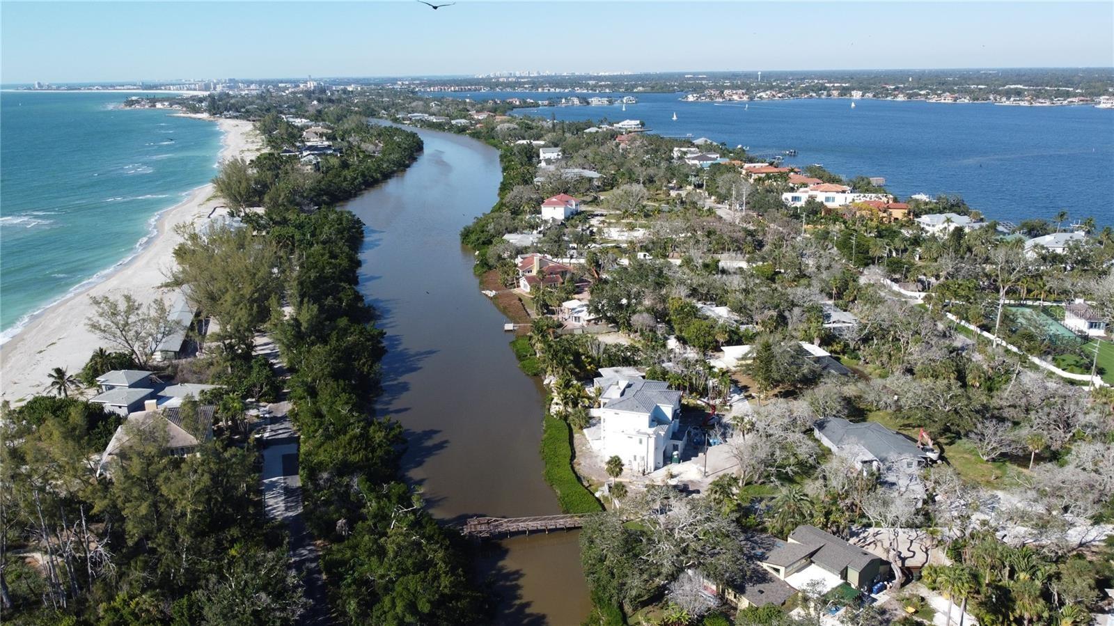 8534 Heron Lagoon Cir Property Photo 2