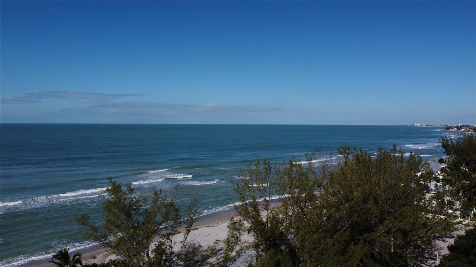 8534 Heron Lagoon Cir Property Photo 6