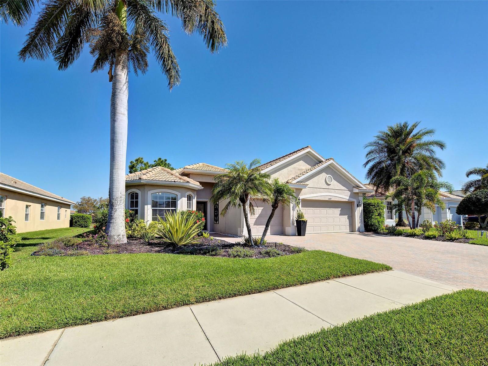 12082 Granite Woods Loop Property Photo 3