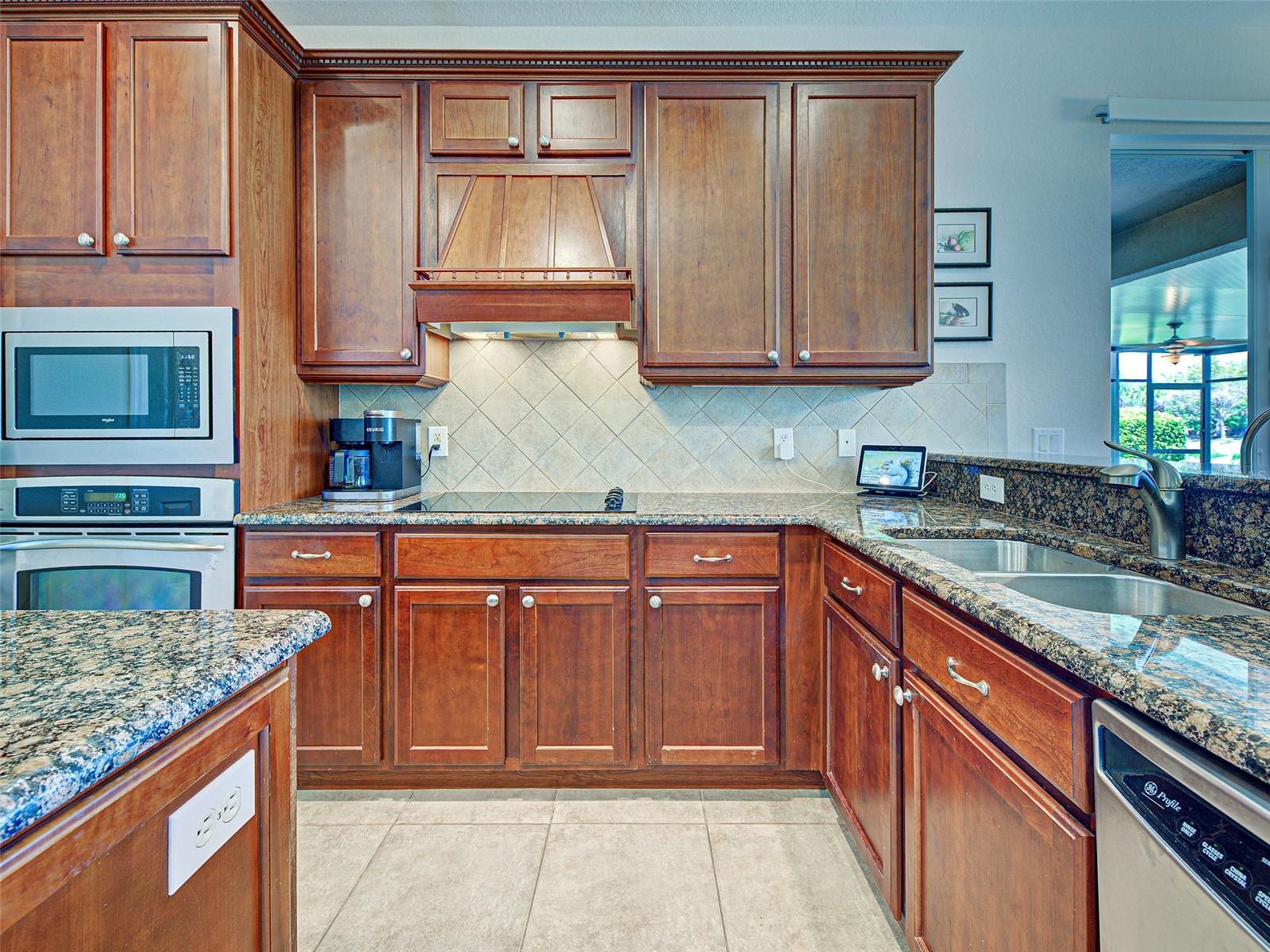 12082 Granite Woods Loop Property Photo 12