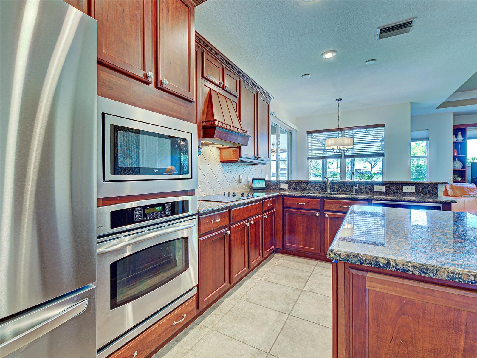 12082 Granite Woods Loop Property Photo 14
