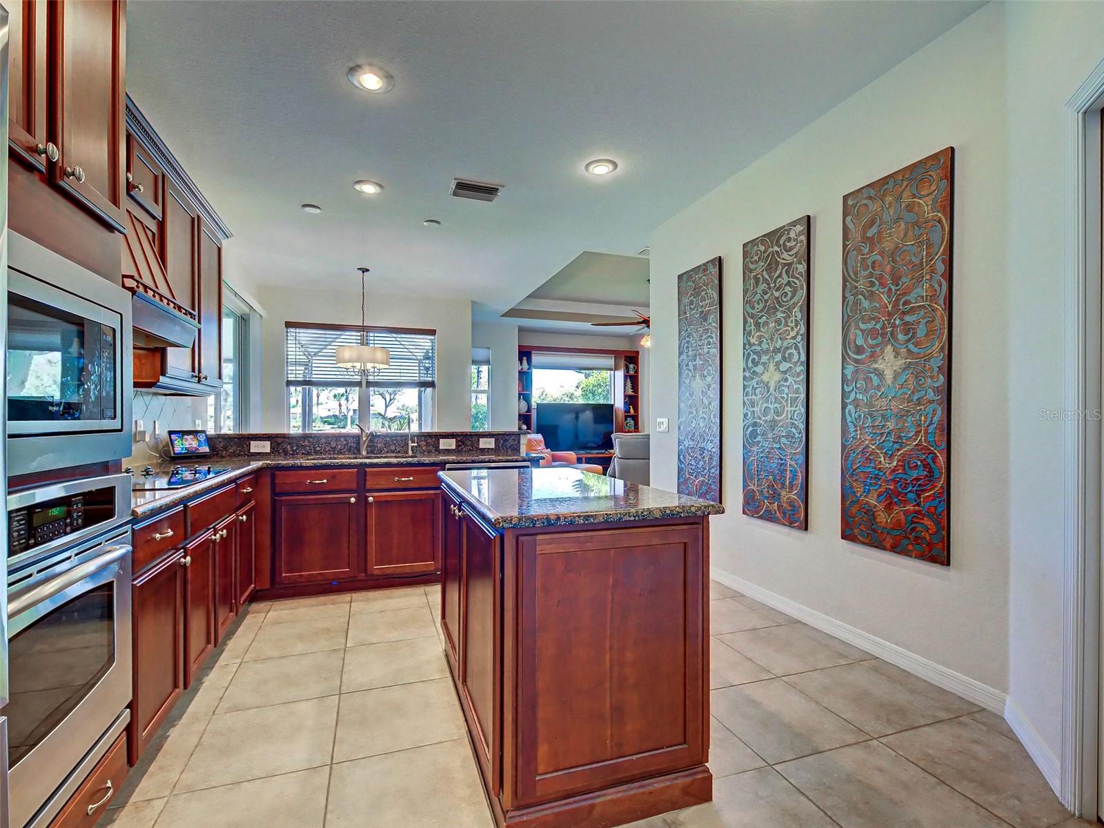 12082 Granite Woods Loop Property Photo 15