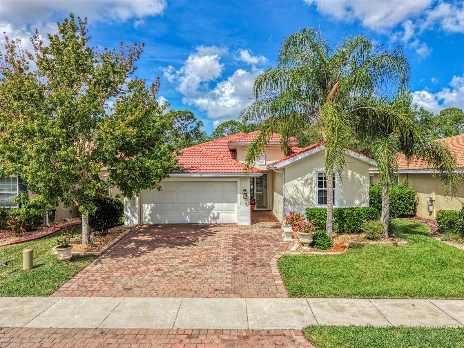 11455 Blackfin St Property Photo 2