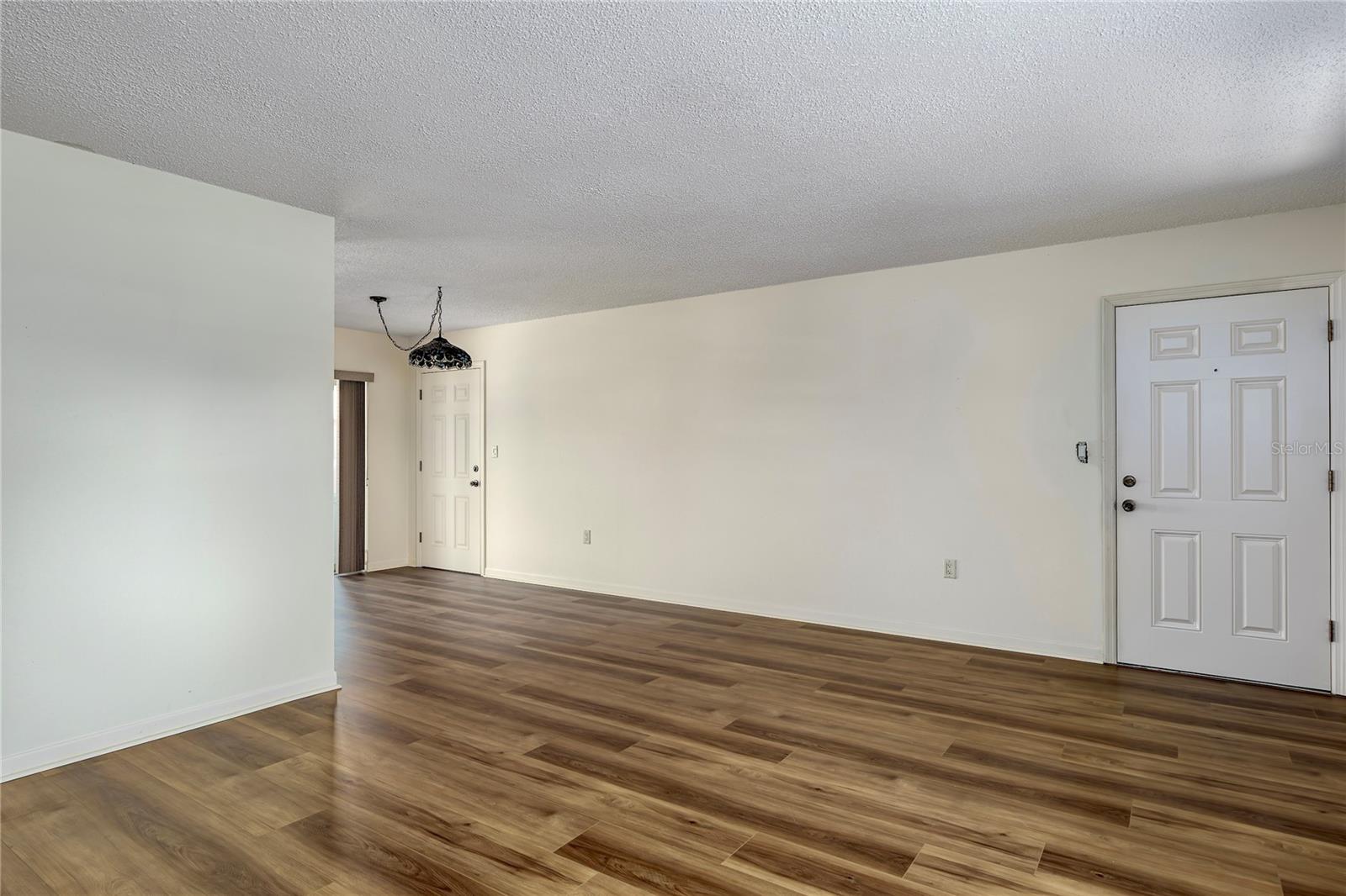 7001 Place De La Paix #2a Property Photo 17