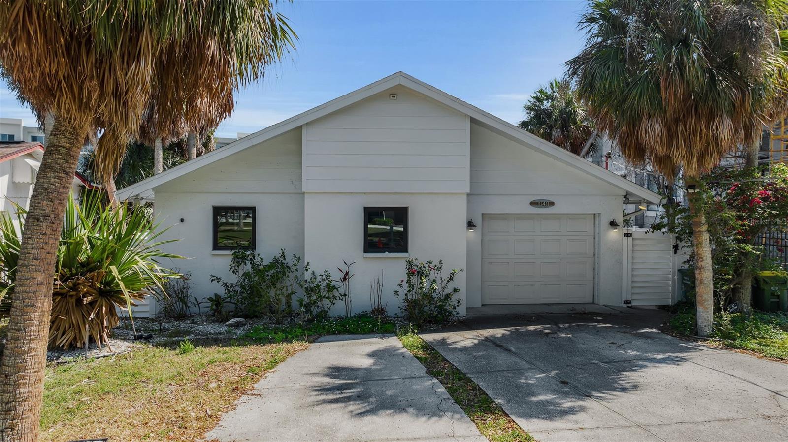 1040 Sylvan Dr Property Photo 1