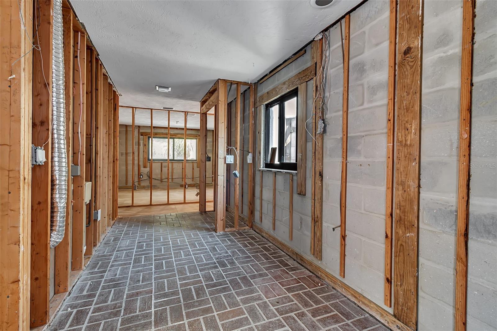 1040 Sylvan Dr Property Photo 17
