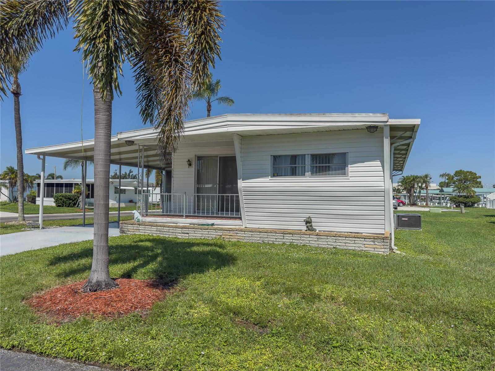316 Danube Cir Property Photo 1