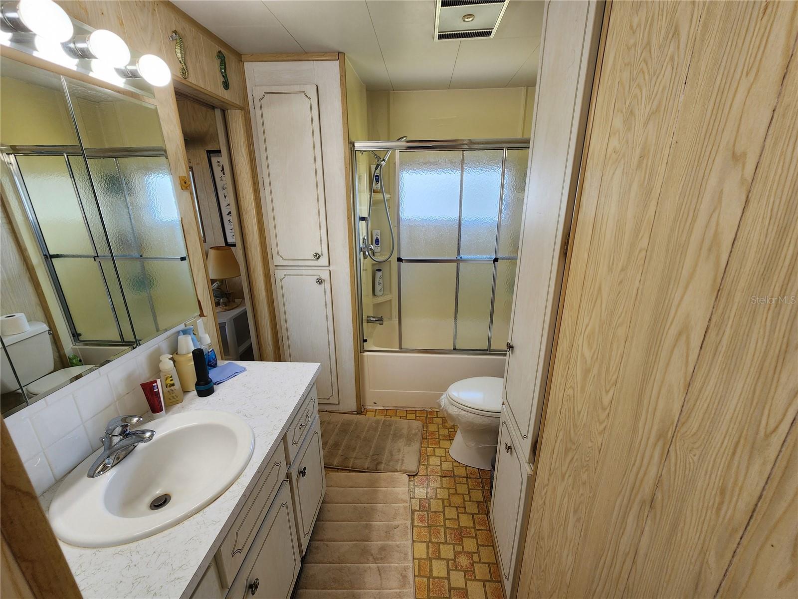 316 Danube Cir Property Photo 11