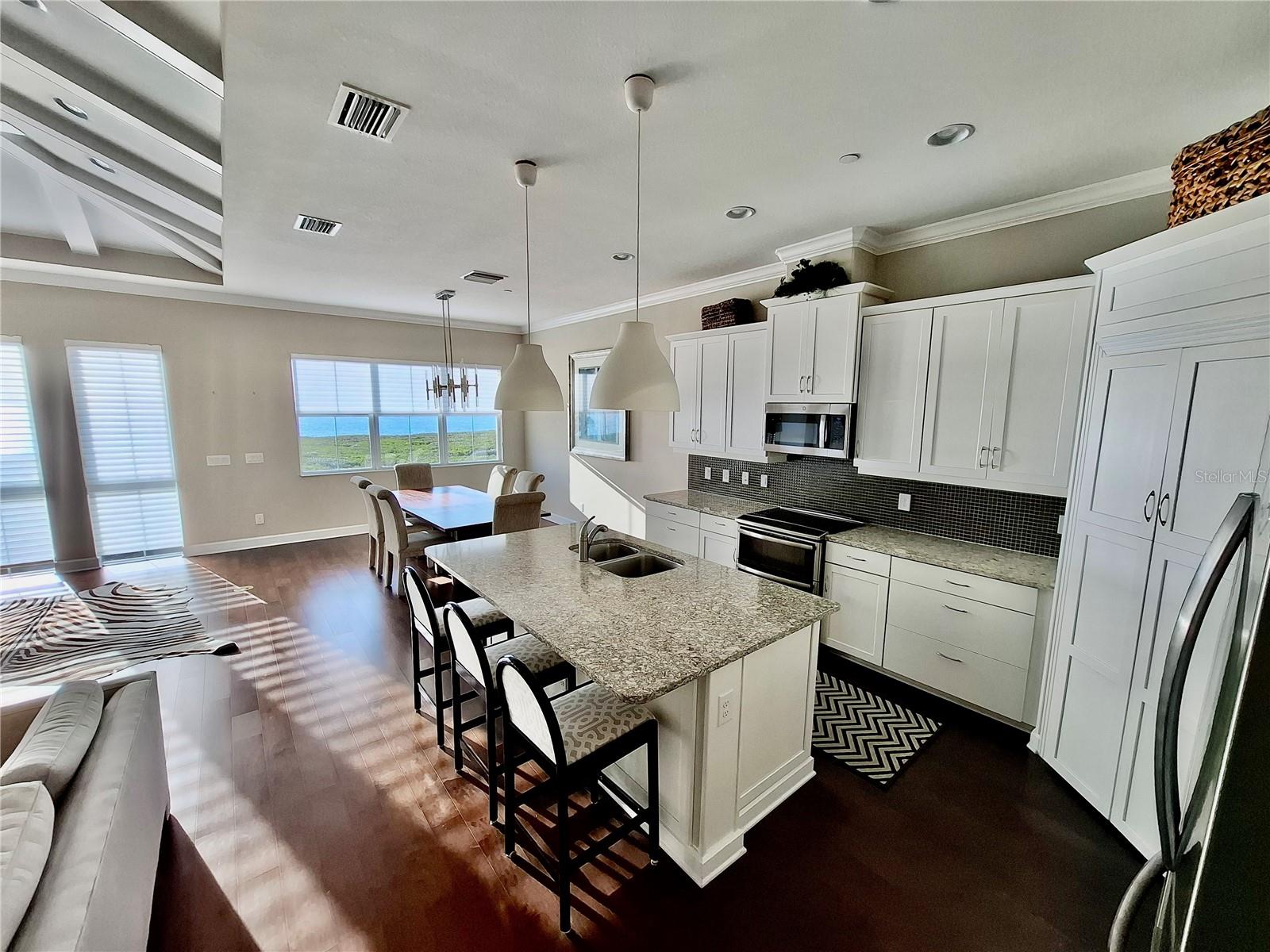 342 Castaway Cay Dr #201 Property Photo 13