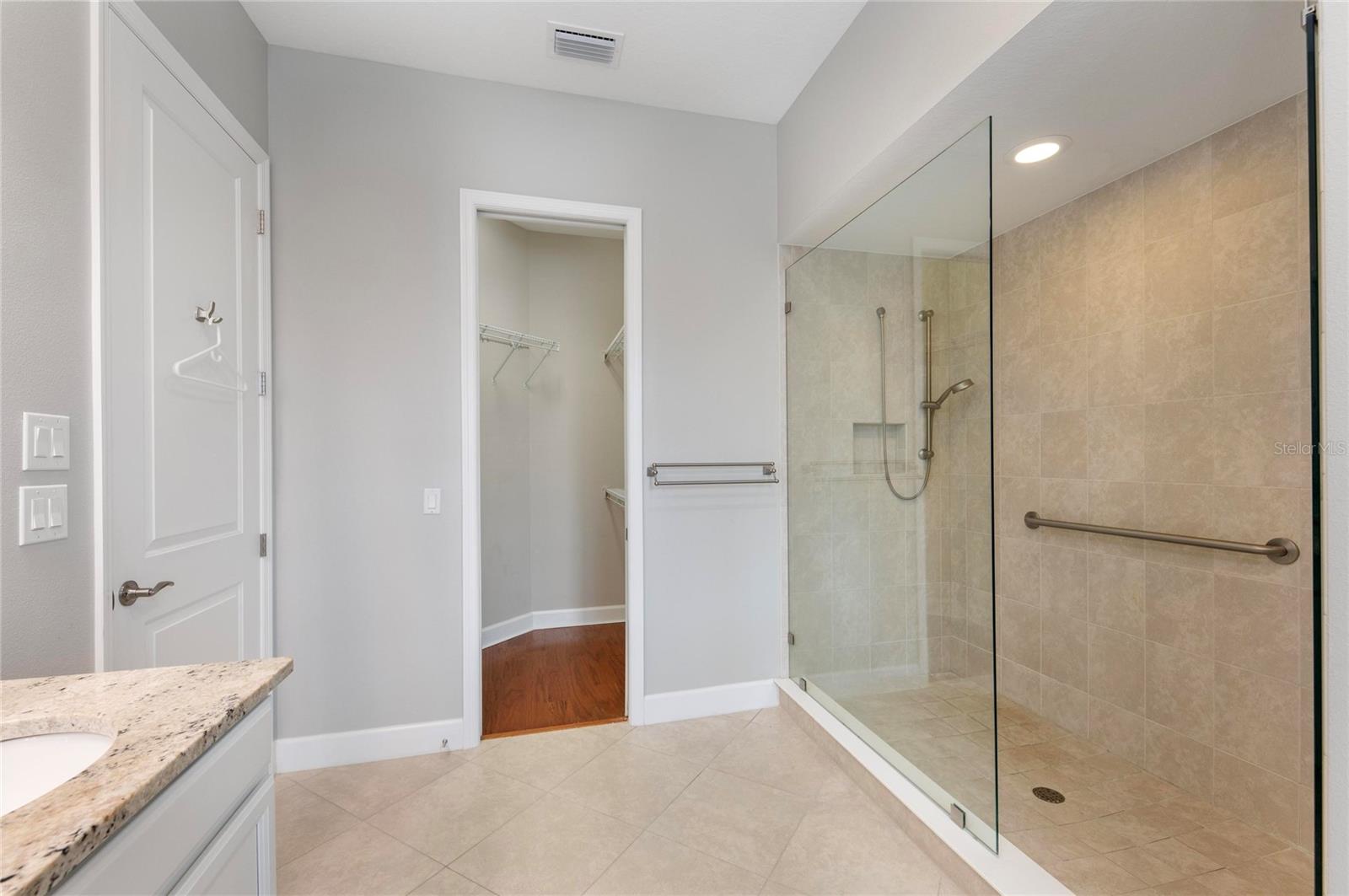 342 Castaway Cay Dr #201 Property Photo 44