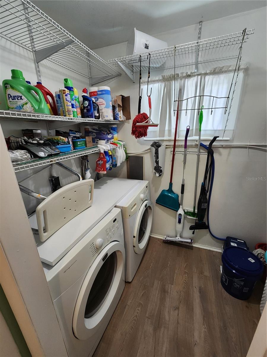 5842 Welcome Rd #j2 Property Photo 13