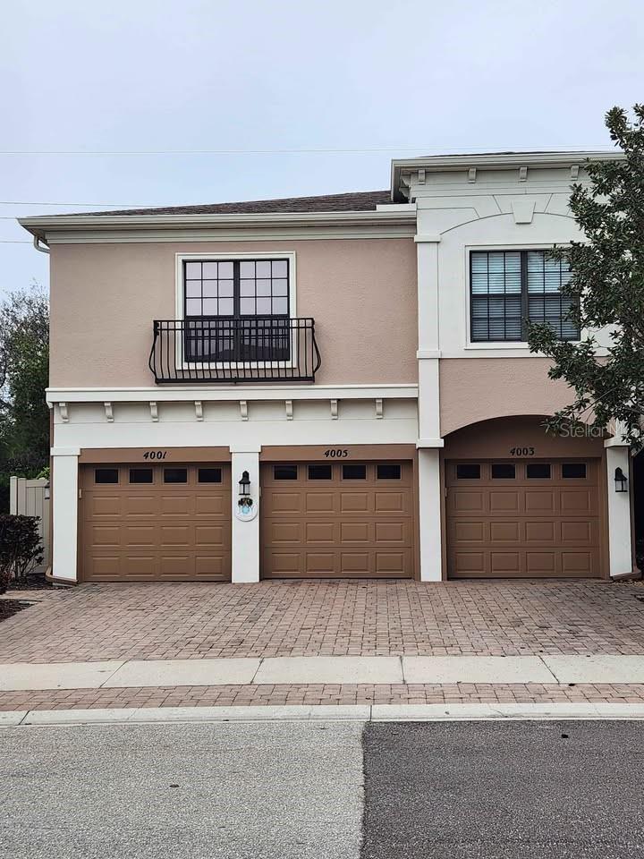 4005 OVERTURE CIR #4005 Property Photo 1