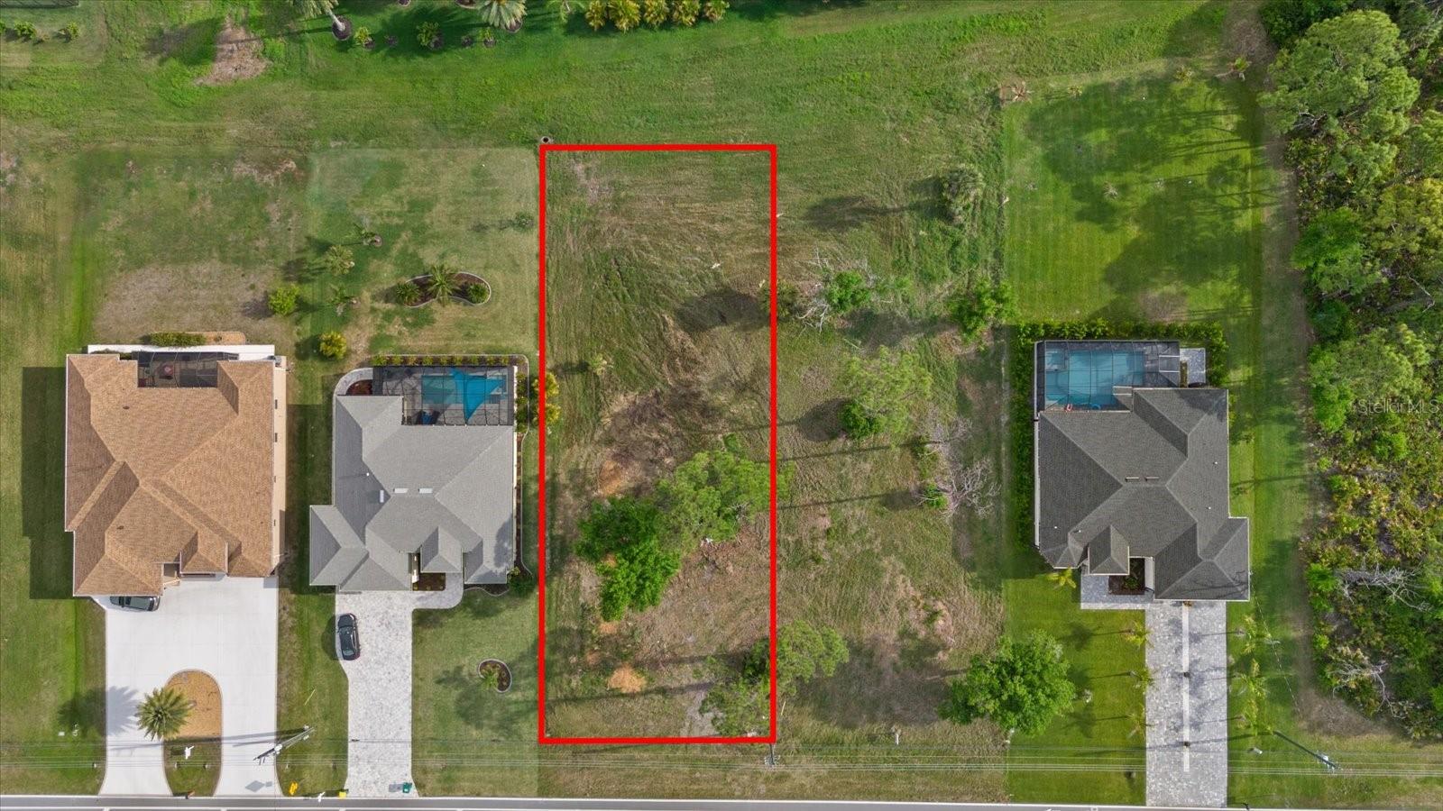 170 ROTONDA BLVD E Property Photo 1