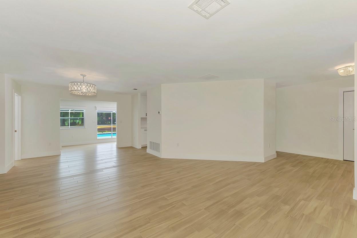 1620 Mission Valley Blvd Property Photo 12