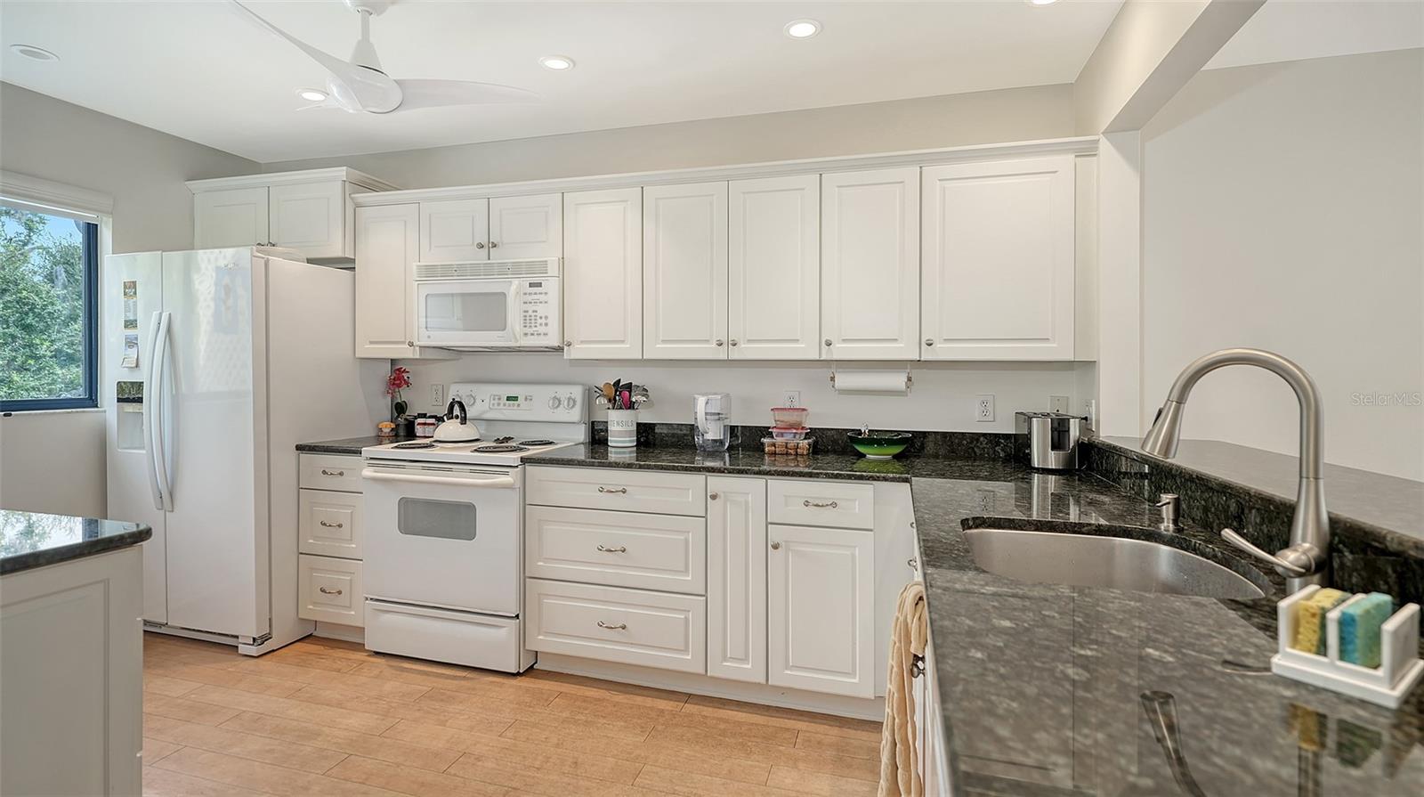 1611 Clower Creek Dr #ha237 Property Photo 21
