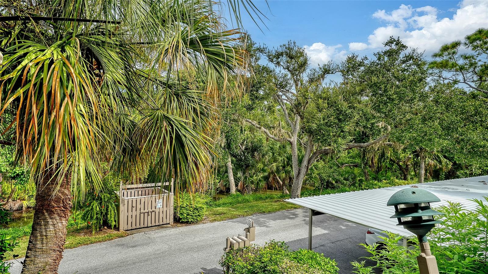 1611 Clower Creek Dr #ha237 Property Photo 26