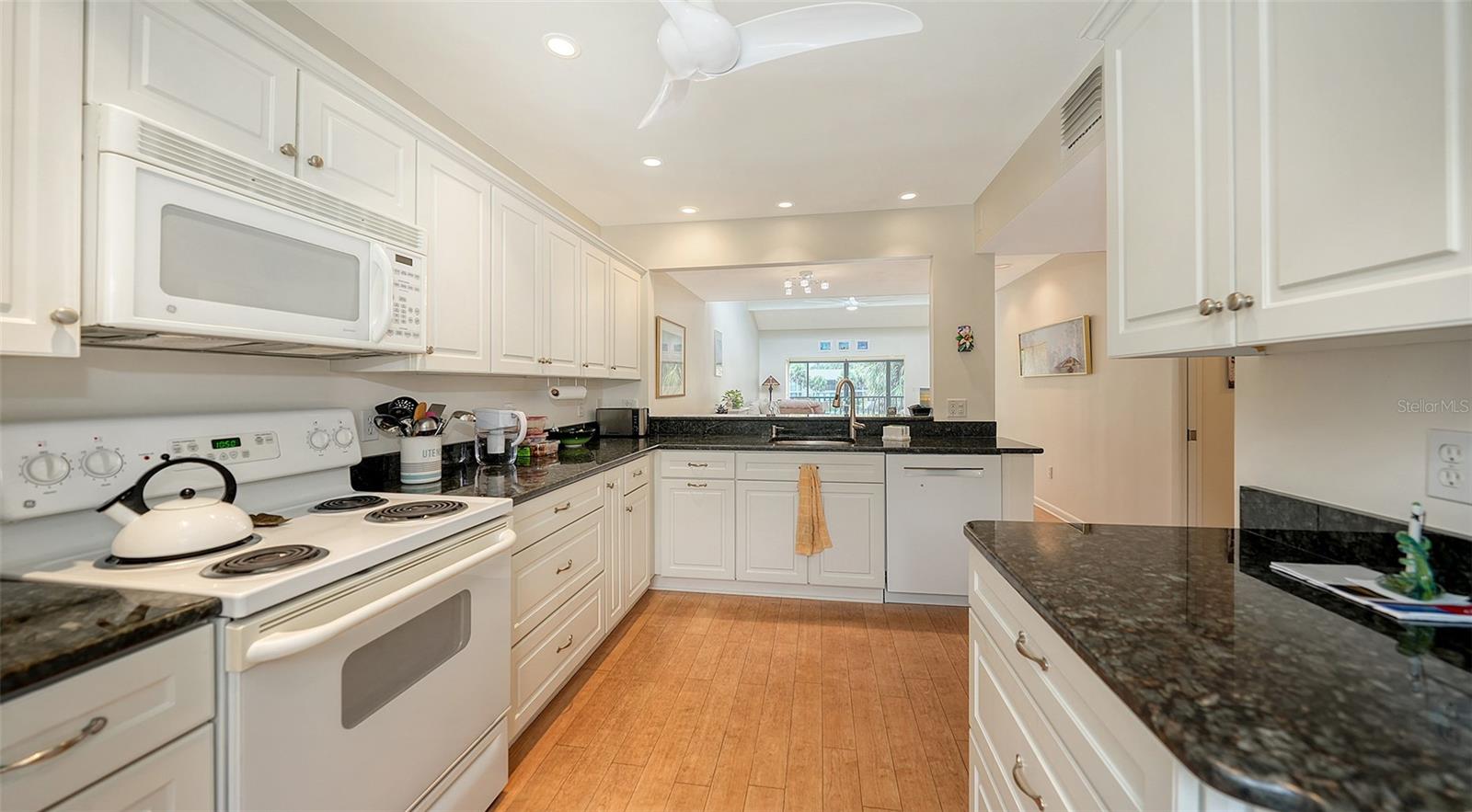 1611 Clower Creek Dr #ha237 Property Photo 27