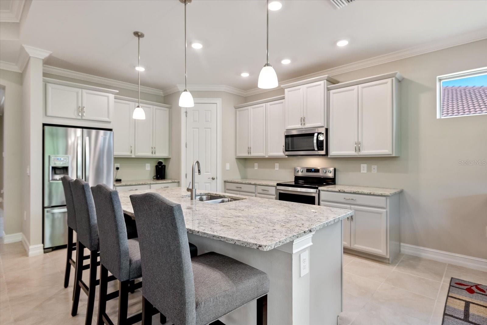 520 Maraviya Blvd Property Photo 3