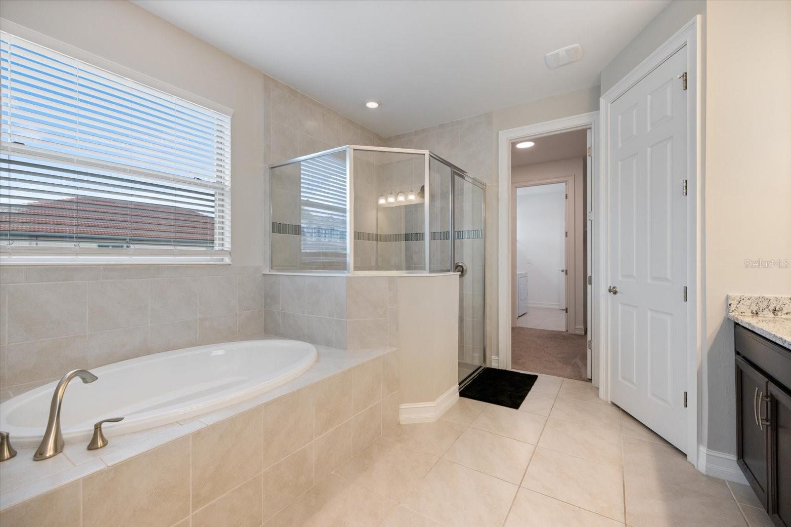 520 Maraviya Blvd Property Photo 26