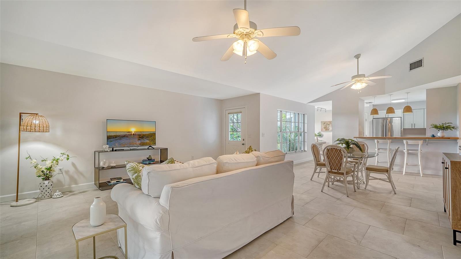6467 Carrington Cir #43 Property Photo 6