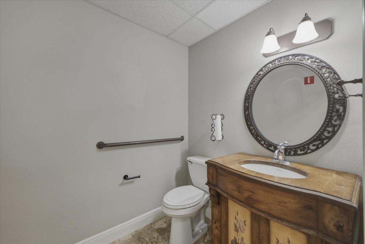 1882 Porter Lake Dr #103, 106, 107, 108 Property Photo 11