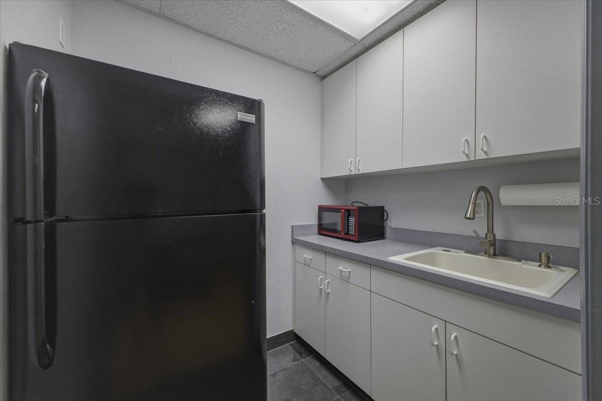 1882 Porter Lake Dr #103, 106, 107, 108 Property Photo 27