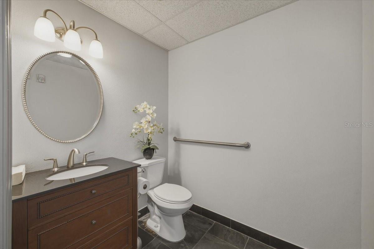 1882 Porter Lake Dr #103, 106, 107, 108 Property Photo 29