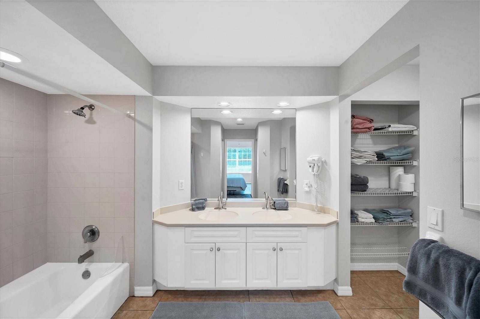 3604 54th Dr W #102 Property Photo 15