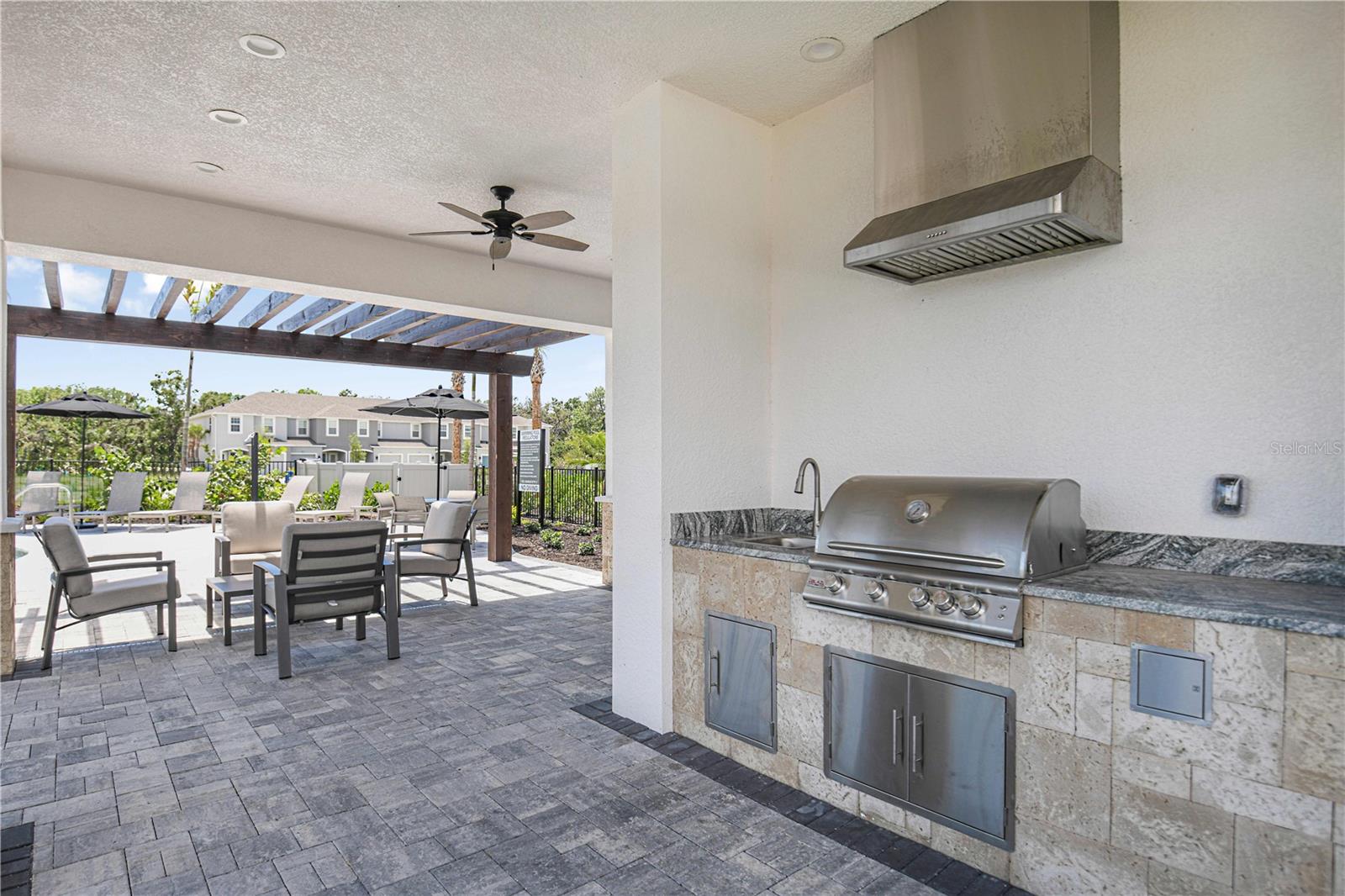 10605 Orbit Ter Property Photo 28