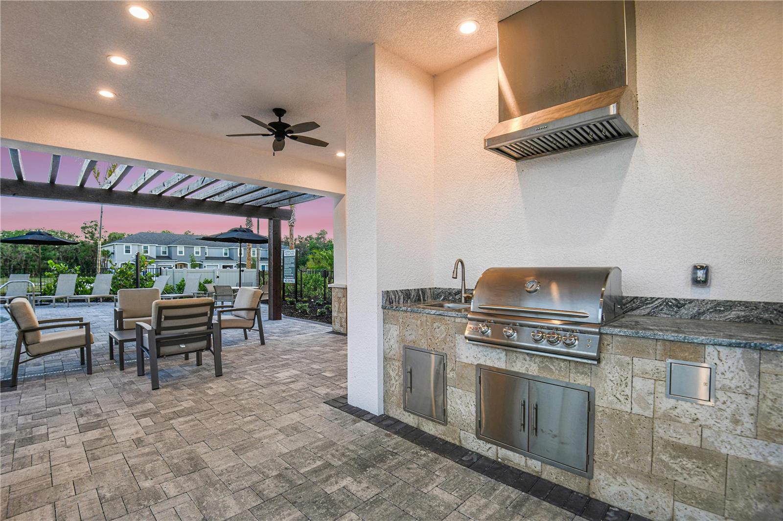 10605 Orbit Ter Property Photo 34