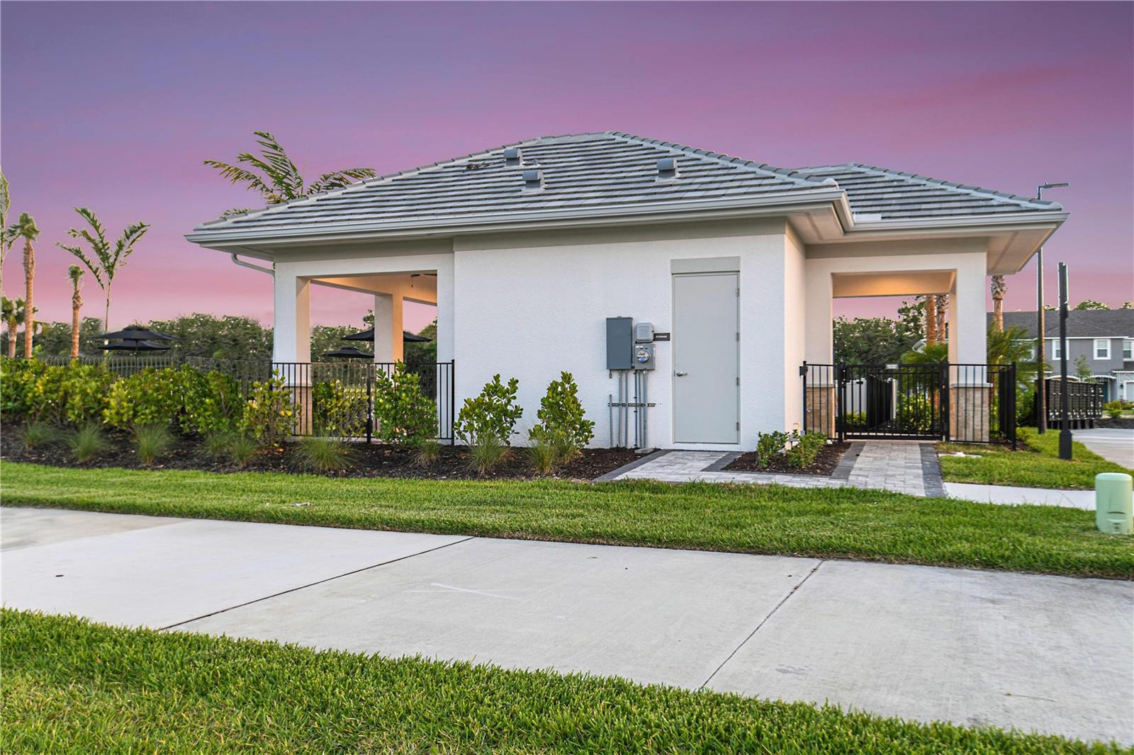 10605 Orbit Ter Property Photo 35
