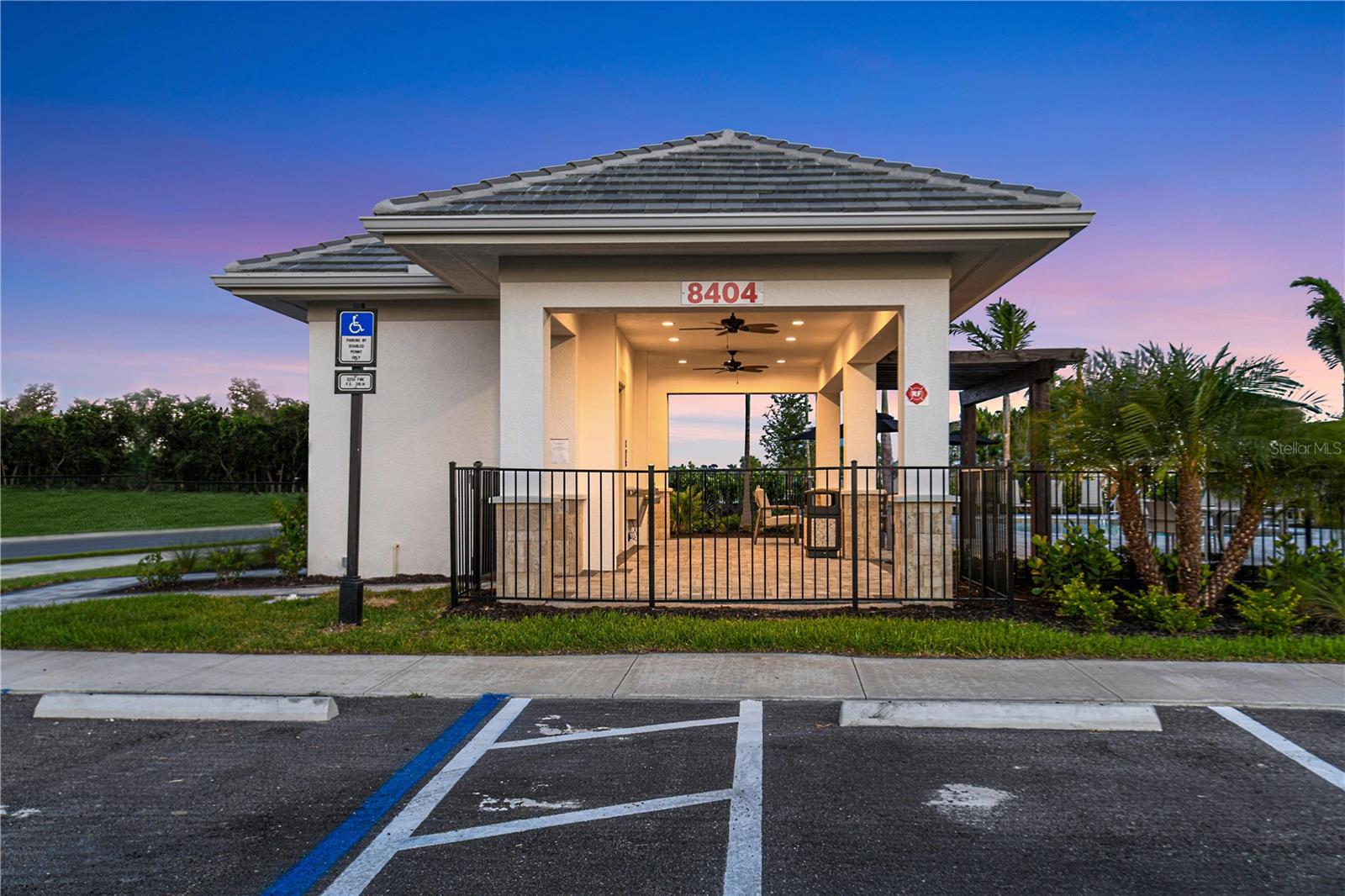 10605 Orbit Ter Property Photo 43