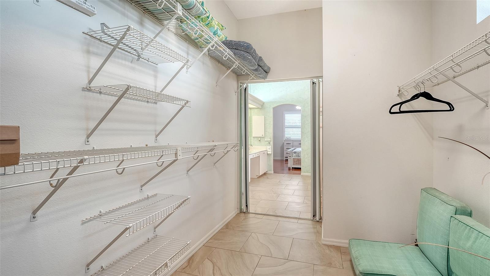 533 Fallbrook Dr Property Photo 24