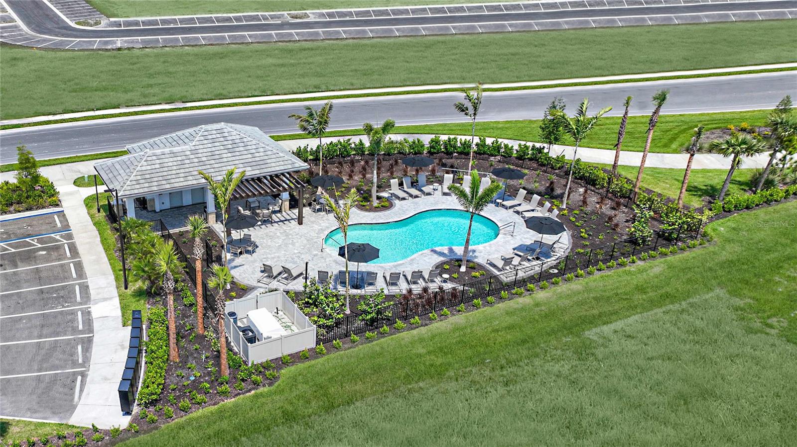 10601 Orbit Ter Property Photo 20