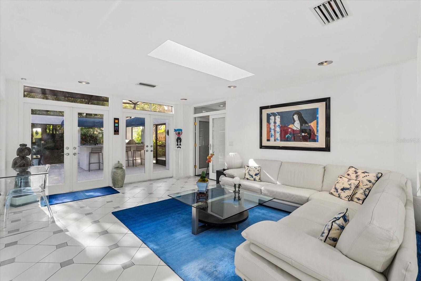 4891 Peregrine Pt E Property Photo 15