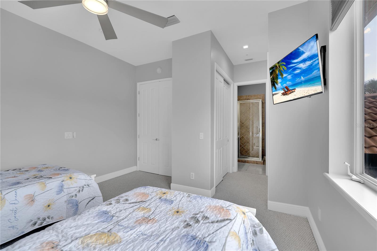 1915 Harbour Links Cir #6 Property Photo 31