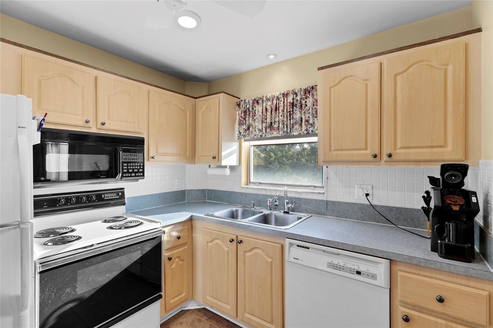 4210 Ironwood Cir #308j Property Photo 29