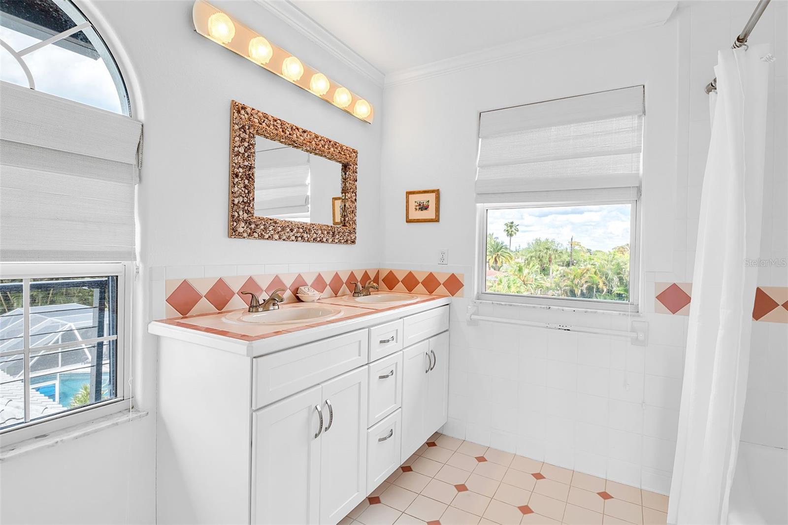 608 Gardenia Dr Property Photo 43