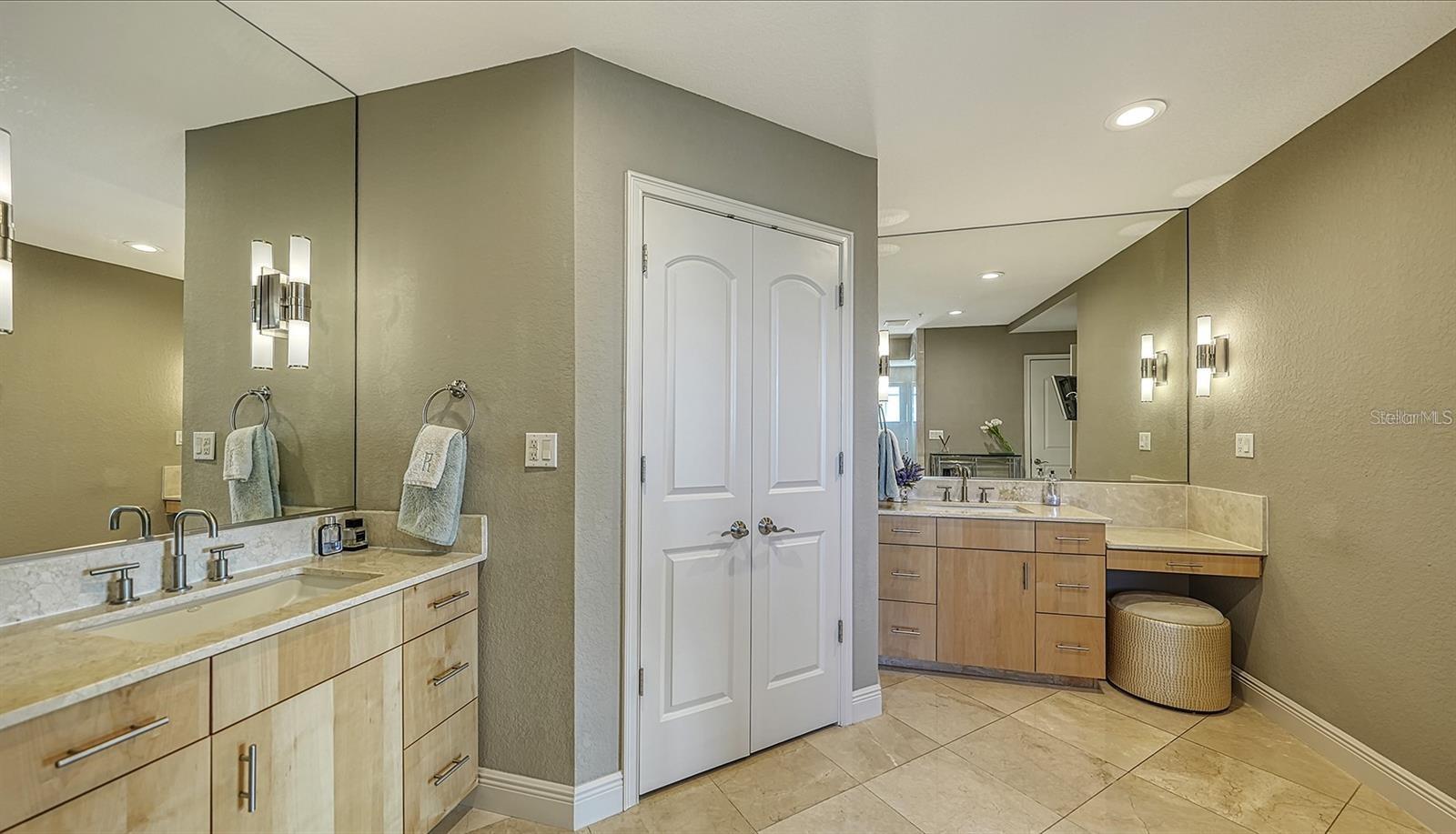 650 Golden Gate Pt #602 Property Photo 26