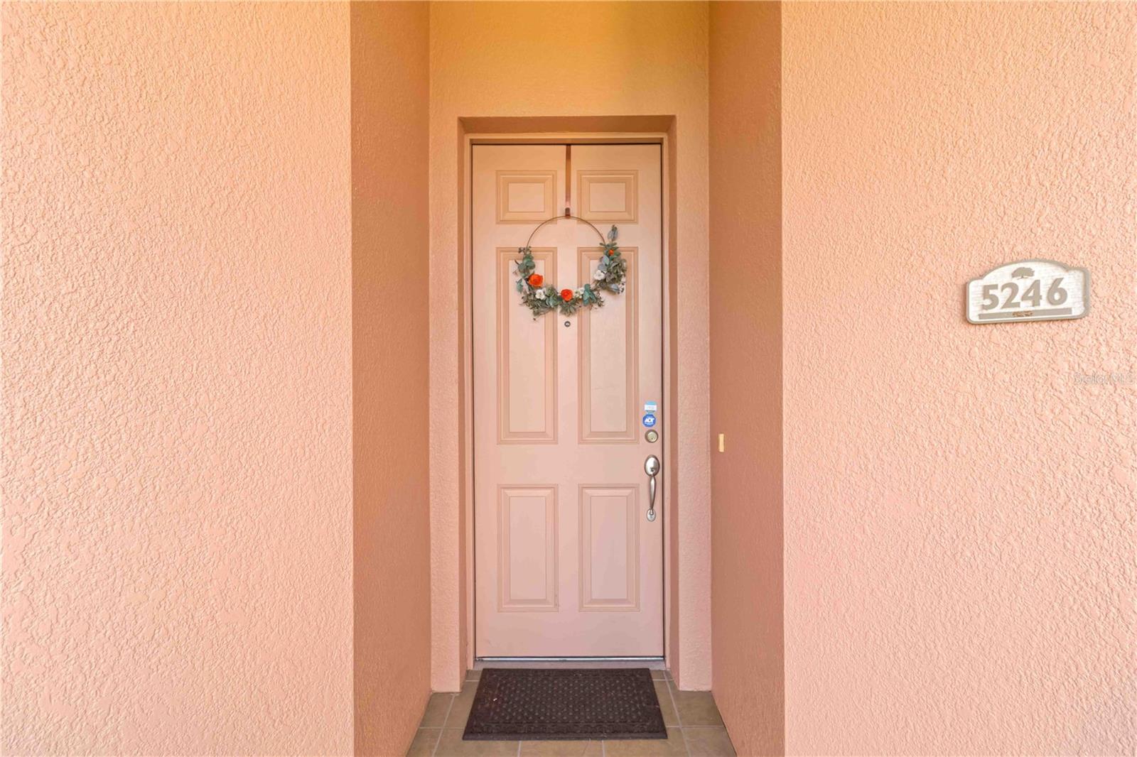 5246 Manorwood Dr #4c Property Photo 3