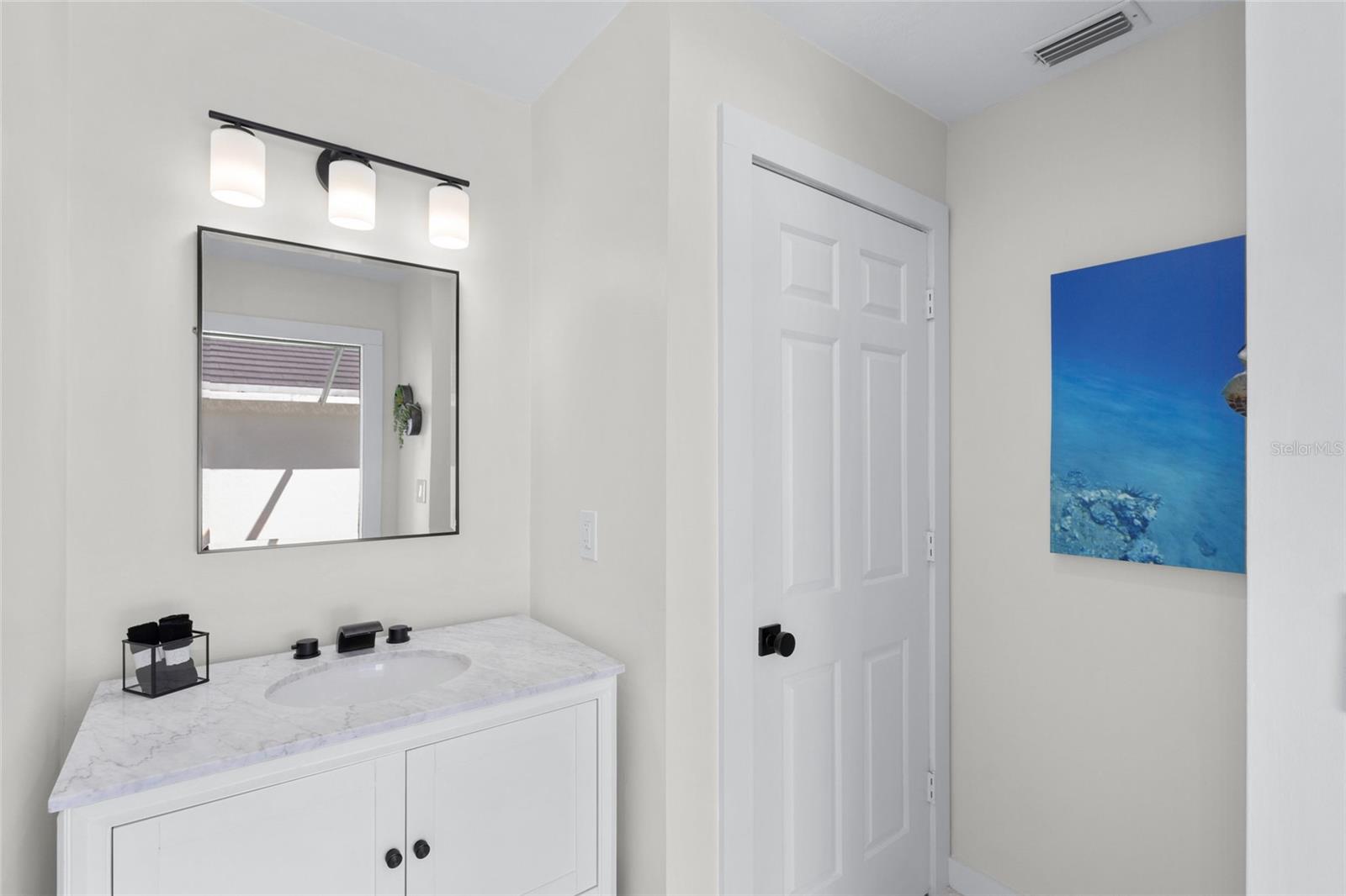 1527 Buoy Ln Property Photo 35
