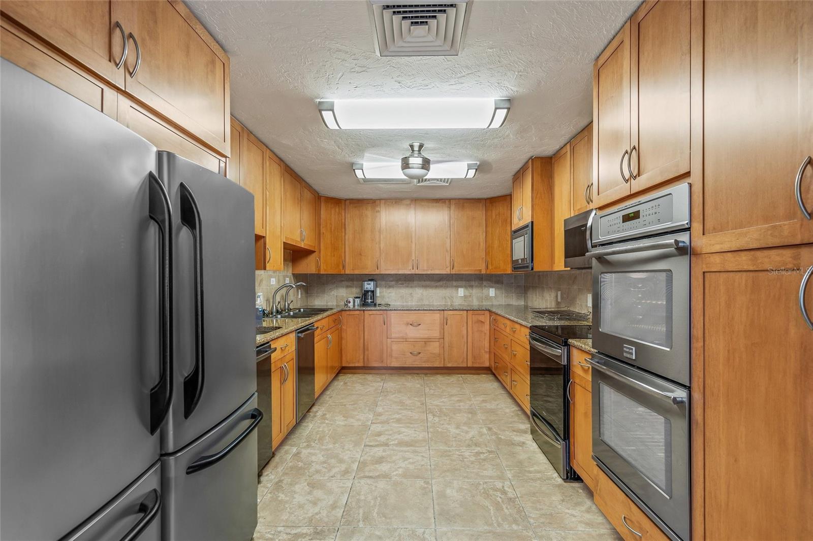 1527 Buoy Ln Property Photo 49