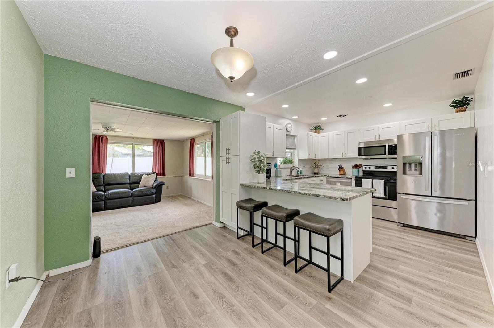 2811 33rd Ave W Property Photo 16