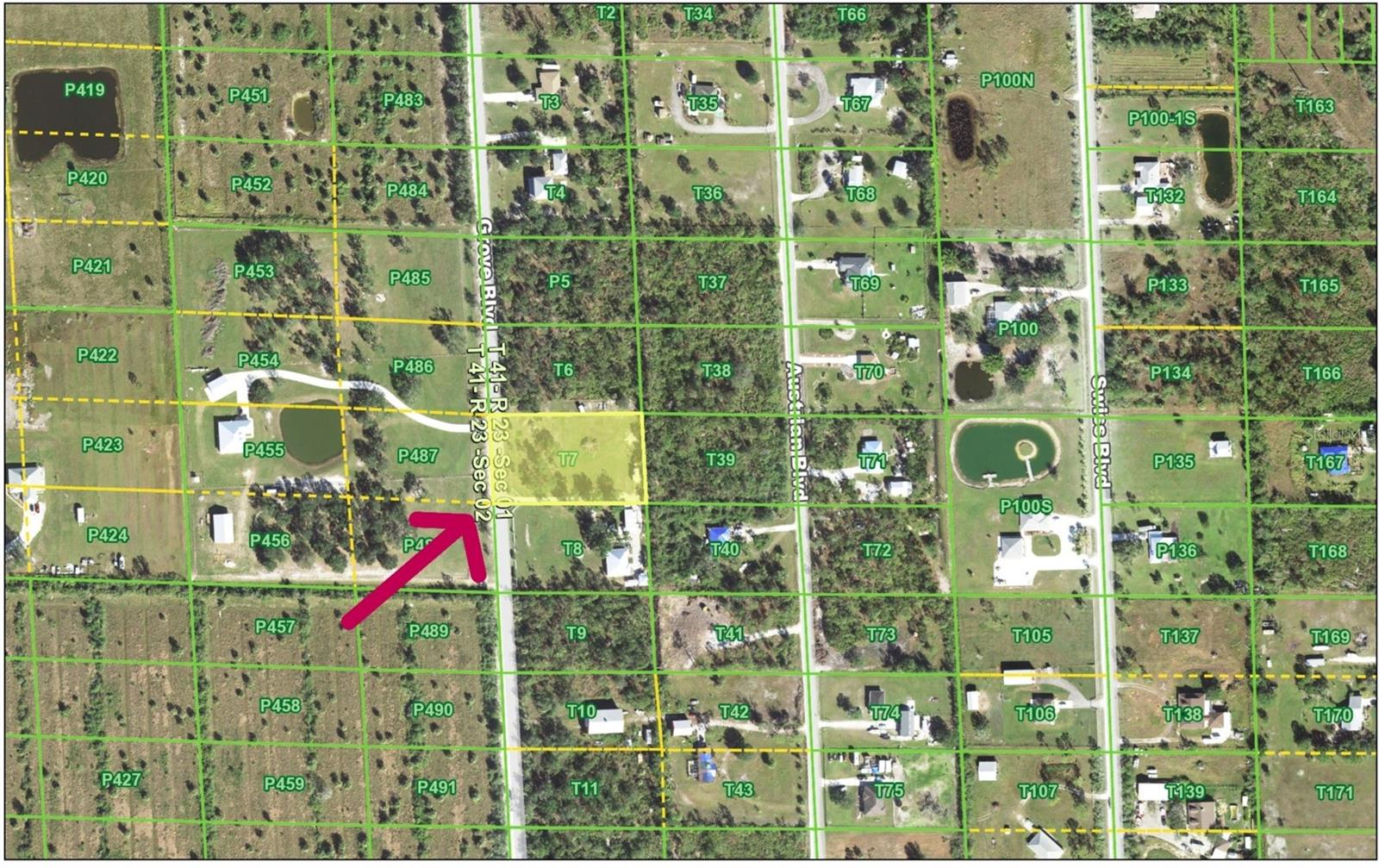 6104 Grove Blvd Property Photo 3