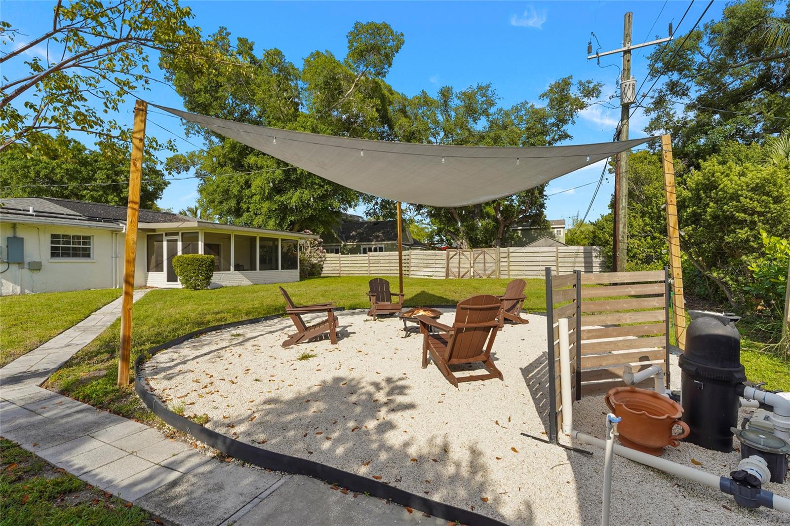 7746 Westmoreland Dr Property Photo 30