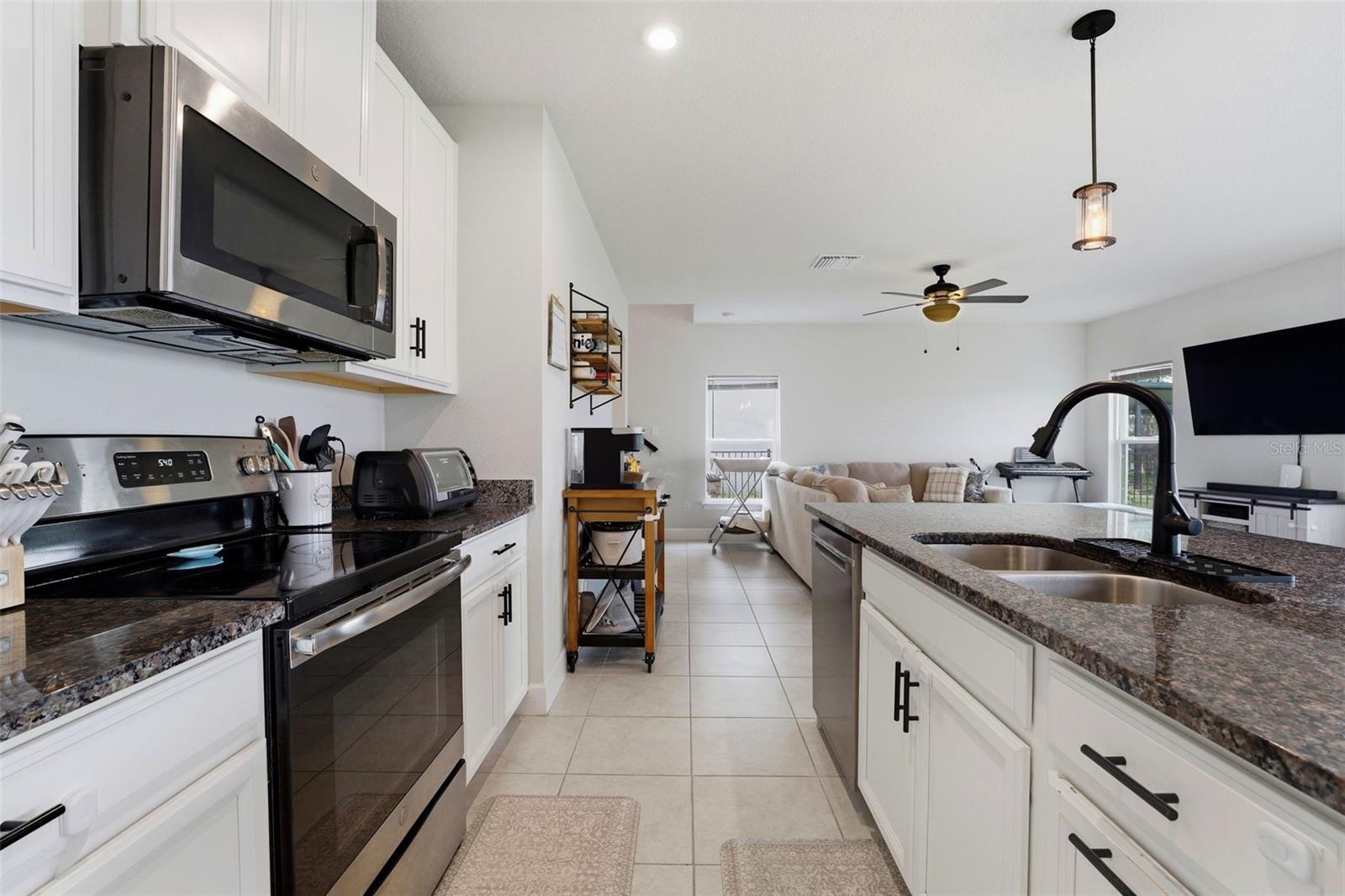 11016 Daybreak Gln Property Photo 17