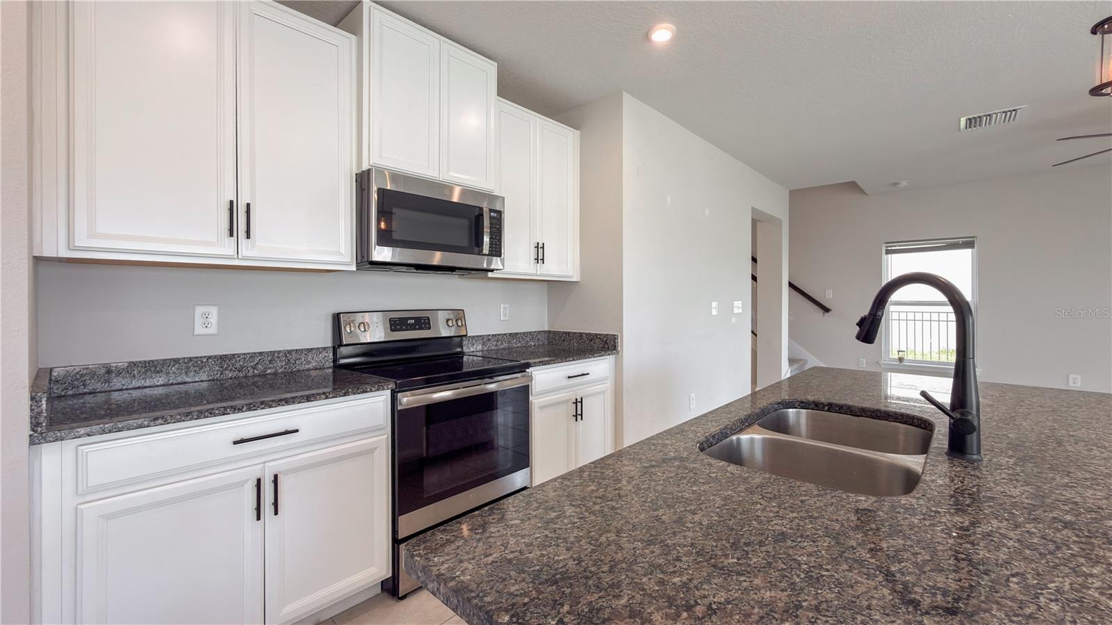 11016 Daybreak Gln Property Photo 18