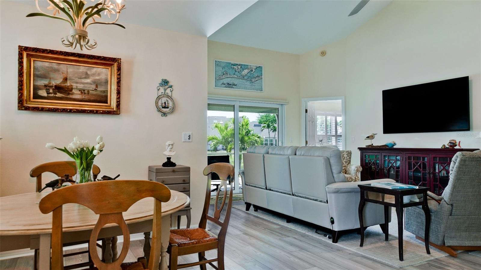 11009 Jasmine Cir Property Photo 13