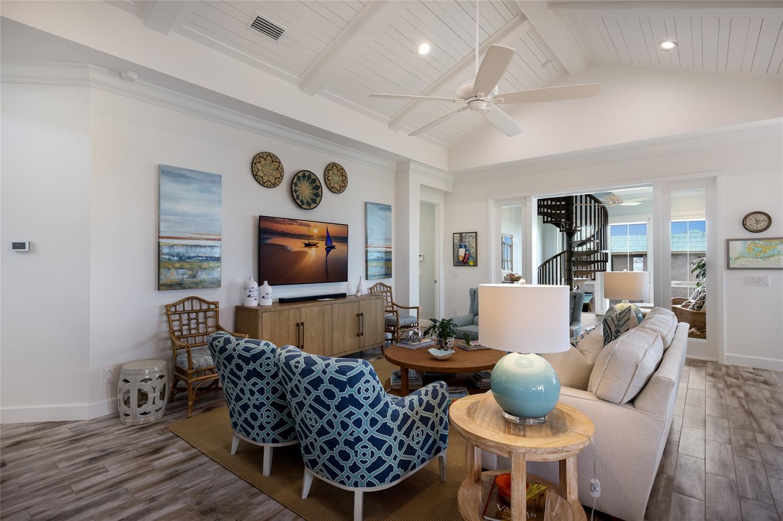 318 Compass Point Dr #202 Property Photo 8